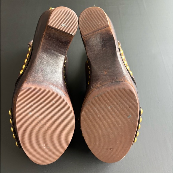 Michael Kors Brown Wedge Sandal. Size 9 - Picture 5 of 8